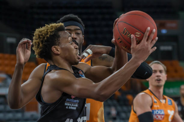 我们可以参 我们可以参