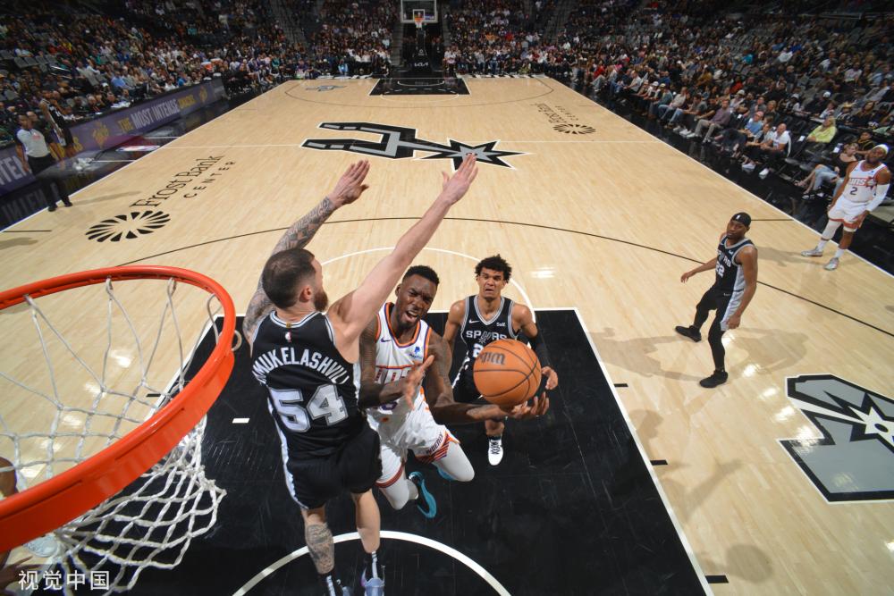 相差甚远 相差甚远