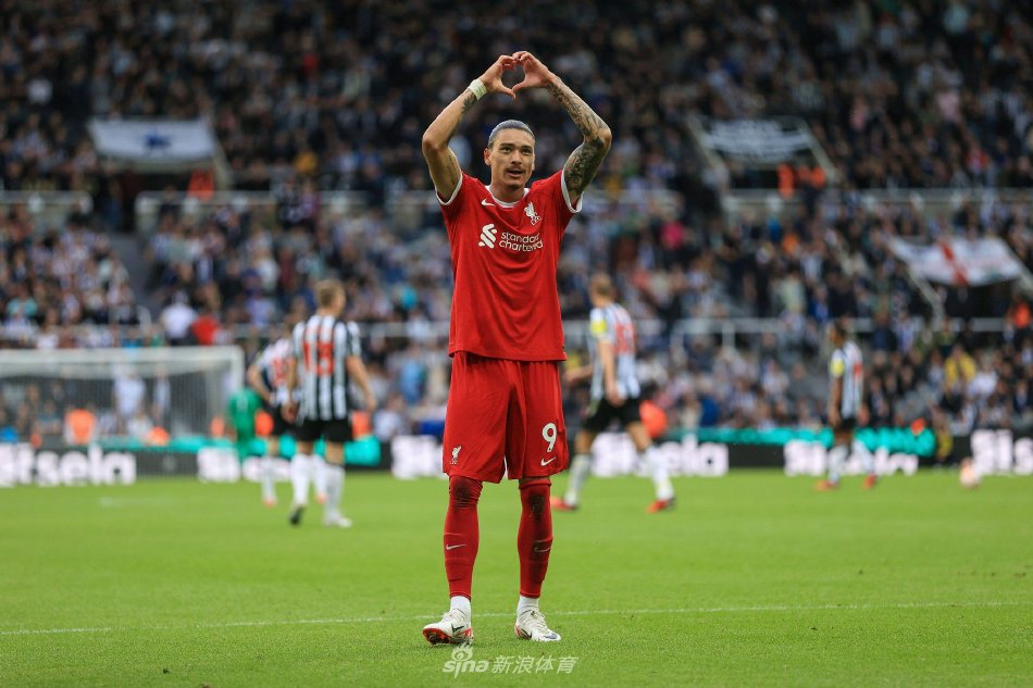 调自己在左 调自己在左